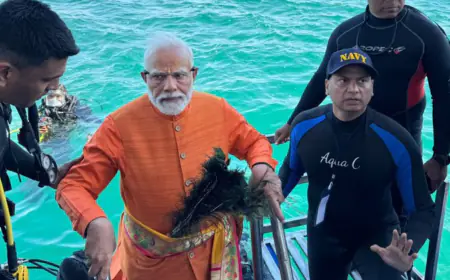 PM Modi's Rajkot Road Show & Underwater Puja Highlight Gujarat Visit